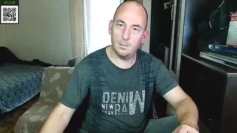 Snapshot of johanbarker chatting on 7, 12, 2024 Johan online show from 7, 12, 2024