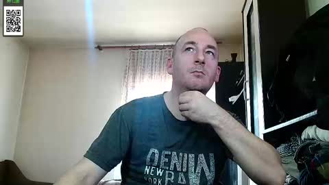 Snapshot of johanbarker chatting on 10, 2, 2025 Johan online show from 10, 2, 2025