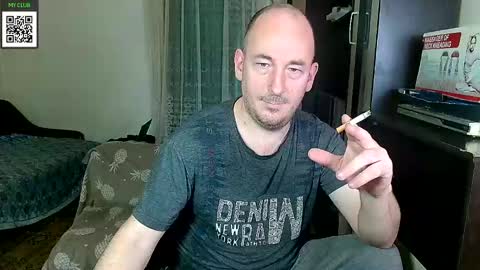 Snapshot of johanbarker chatting on 19, 2, 2025 Johan online show from 19, 2, 2025