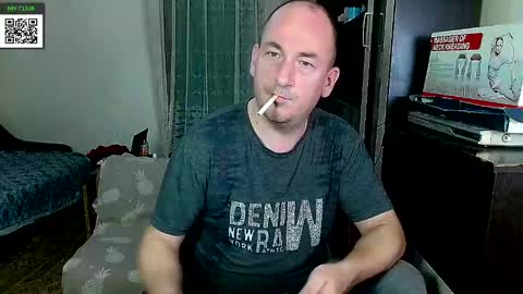 Snapshot of johanbarker chatting on 26, 2, 2025 Johan online show from 26, 2, 2025