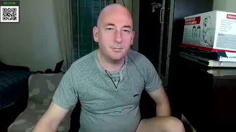 Snapshot of johanbarker chatting on 3, 3, 2025 Johan online show from 3, 3, 2025