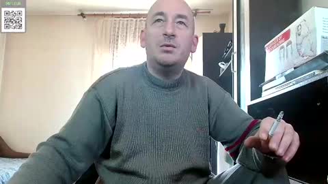 Snapshot of johanbarker chatting on 6, 3, 2025 Johan online show from 6, 3, 2025