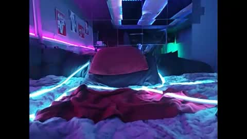 Snapshot of johanna_obey_you chatting on 4, 1, 2025 Johanna Sweet online show from 4, 1, 2025