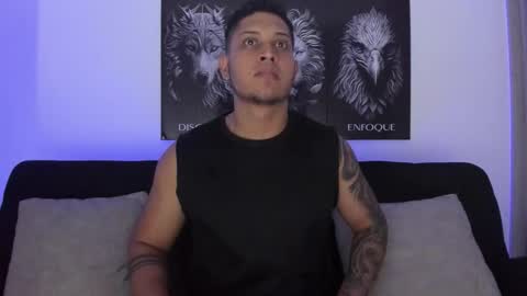 Snapshot of johansmith__ chatting on 28, 10, 2025 Johan Smith online show from 28, 10, 2025