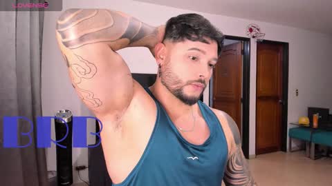 Snapshot of johatsu chatting on 1, 11, 2025 King - online show from 1, 11, 2025