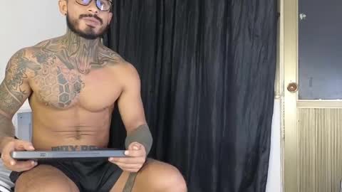 Snapshot of john_and_louis chatting on 2, 3, 2025 John online show from 2, 3, 2025