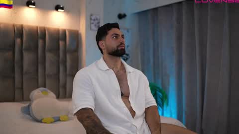 john online show from 15, 4, 2026