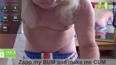 Snapshot of john_little_one chatting on 3, 11, 2025 JOHN online show from 3, 11, 2025