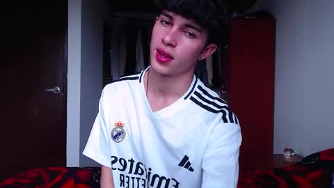 John Vichenso online show from 16, 9, 2025