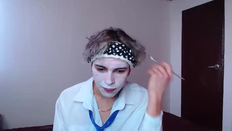 John Vichenso online show from 31, 10, 2025