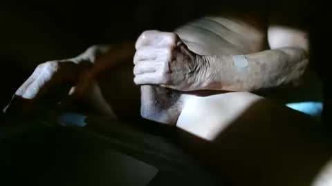 Snapshot of johndoe2365 chatting on 16, 10, 2025 john online show from 16, 10, 2025