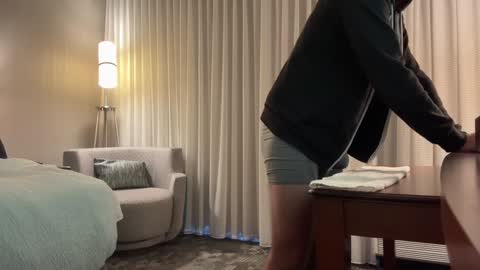 J online show from 5, 12, 2024