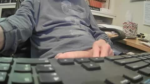 Snapshot of johngp777 chatting on 14, 11, 2025 johngp777 online show from 14, 11, 2025