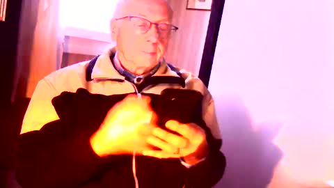 Snapshot of johnjohn6226623 chatting on 5, 1, 2025 johnjohn6226 online show from 5, 1, 2025