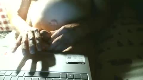 Snapshot of johnnieq1971 chatting on 27, 3, 2026 johnnieq1971 online show from 27, 3, 2026