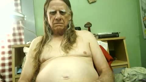 Snapshot of johnnieq1971 chatting on 1, 6, 2026 johnnieq1971 online show from 1, 6, 2026