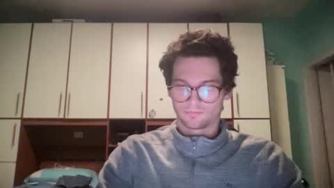 Snapshot of johnny__wood chatting on 4, 12, 2025 Johnny online show from 4, 12, 2025