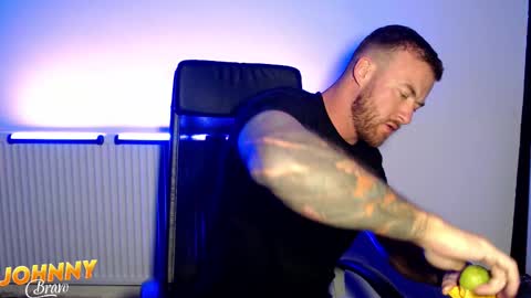 Snapshot of johnny_bravo808 chatting on 24, 9, 2025 johnny_bravo808 online show from 24, 9, 2025