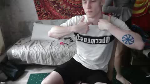Snapshot of johnny_positive chatting on 17, 7, 2026 Johnny online show from 17, 7, 2026