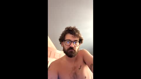 Snapshot of johnnybegood125421 chatting on 15, 3, 2026 johnnybegood125421 online show from 15, 3, 2026