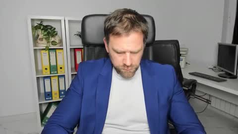 johnnydough82 online show from 14, 12, 2024