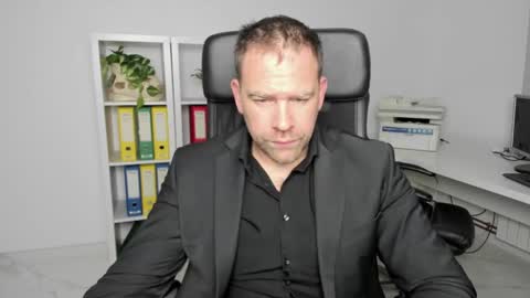 johnnydough82 online show from 25, 12, 2024