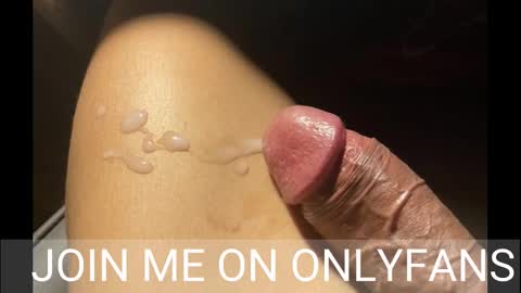 Johnnystrongarms                 online show from 8, 2, 2025