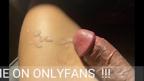 Johnnystrongarms                 online show from 10, 3, 2025