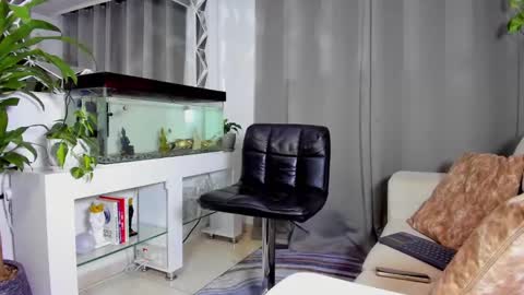 Snapshot of johnnygrayson_ chatting on 19, 1, 2025 JOHNNY online show from 19, 1, 2025