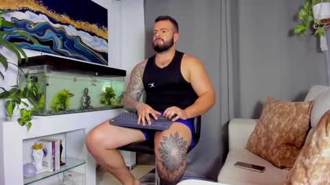 Snapshot of johnnygrayson_ chatting on 26, 1, 2025 JOHNNY online show from 26, 1, 2025