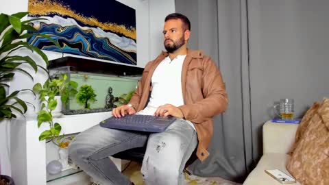 Snapshot of johnnygrayson_ chatting on 19, 2, 2025 JOHNNY online show from 19, 2, 2025