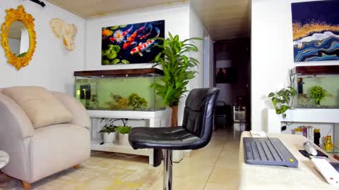 Snapshot of johnnygrayson_ chatting on 4, 3, 2025 JOHNNY online show from 4, 3, 2025