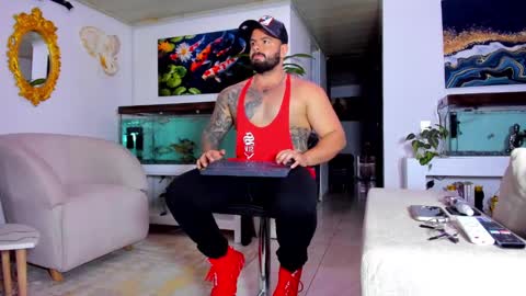 Snapshot of johnnygrayson_ chatting on 6, 3, 2025 JOHNNY online show from 6, 3, 2025