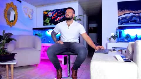 Snapshot of johnnygrayson_ chatting on 7, 3, 2025 JOHNNY online show from 7, 3, 2025