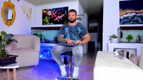 Snapshot of johnnygrayson_ chatting on 9, 3, 2025 JOHNNY online show from 9, 3, 2025