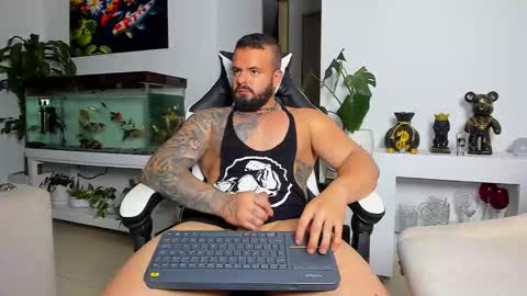 Snapshot of johnnygrayson_ chatting on 23, 9, 2025 JOHNNY online show from 23, 9, 2025