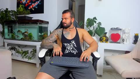 Snapshot of johnnygrayson_ chatting on 6, 10, 2025 JOHNNY online show from 6, 10, 2025