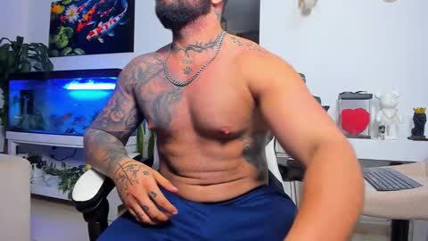 Snapshot of johnnygrayson_ chatting on 24, 10, 2025 JOHNNY online show from 24, 10, 2025