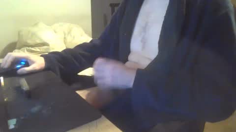 Snapshot of johnot1998 chatting on 12, 11, 2025 johnot1998 online show from 12, 11, 2025