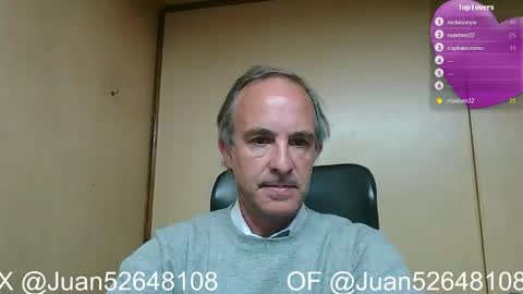 Snapshot of johnq_23 chatting on 7, 11, 2025 John online show from 7, 11, 2025