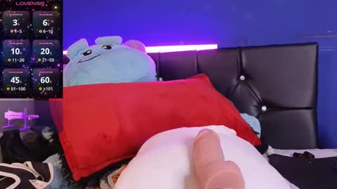 Snapshot of johnson_chris chatting on 23, 10, 2025 Chris online show from 23, 10, 2025