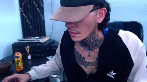 johnsonisaac94  online show from 12, 2, 2025