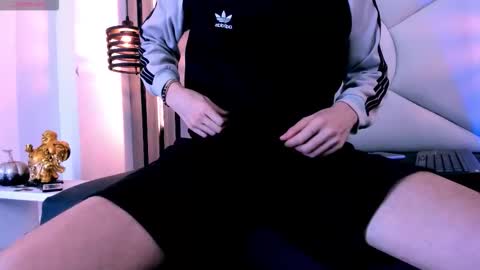 johnsonisaac94  online show from 19, 1, 2026