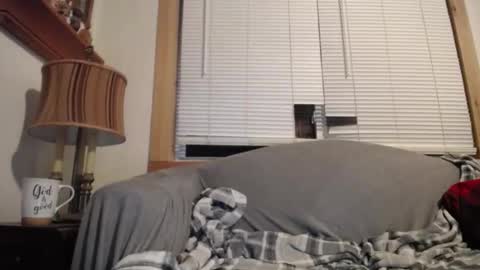 Snapshot of johstondude chatting on 26, 11, 2025 Johston online show from 26, 11, 2025