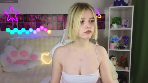 Snapshot of joice_queen chatting on 20, 2, 2025 Paula online show from 20, 2, 2025