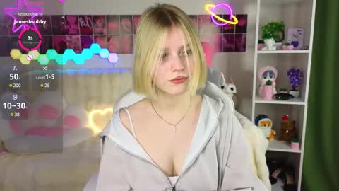 Snapshot of joice_queen chatting on 28, 2, 2025 Paula online show from 28, 2, 2025