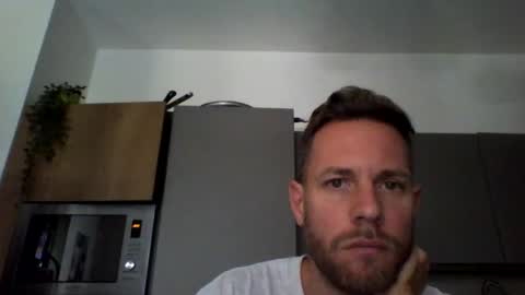 jojo19844 online show from 15, 9, 2025