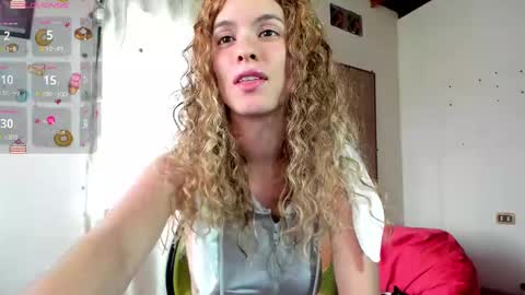 jolie_reyes1 online show from 21, 2, 2025