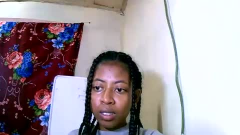 joliekah27 online show from 23, 1, 2025