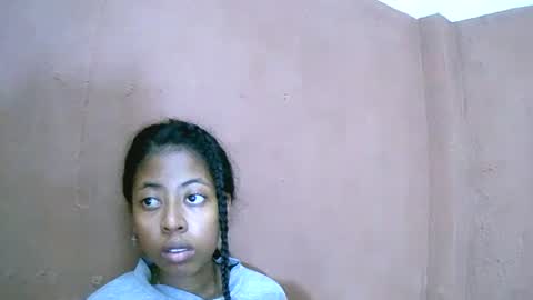 joliekah27 online show from 29, 1, 2025